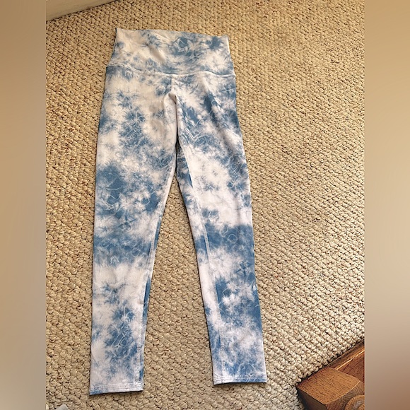 Leggings Size Small - Picture 1 of 3